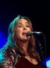 Cambridge-Folk-20150801 Gretchen-Peters-Cz2j6829