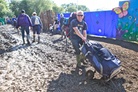 Glastonbury-2011-Festival-Life-Lara--18