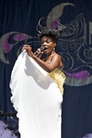 Glastonbury-20110626 Noisettes- -2