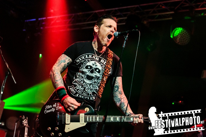 Ricky Warwick and The Fighting Hearts