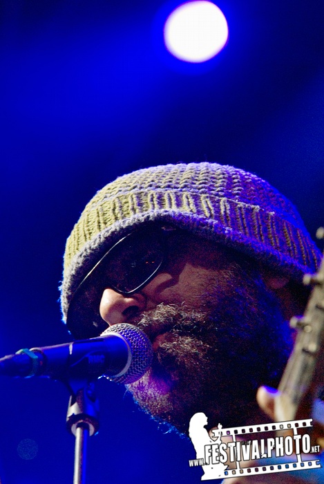 Black Dub Feat. Daniel Lanois