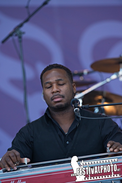 Robert Randolph and the Family Band