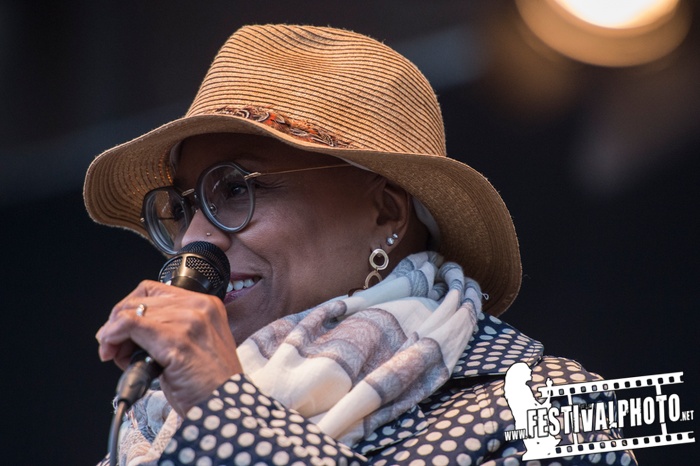 Dee Dee Bridgewater