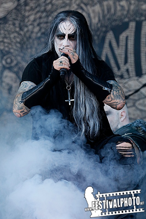 Dimmu Borgir, Shagrath , Live Concert 2018 Hellfest Editorial Stock Photo -  Image of guitar, portrait: 125008058