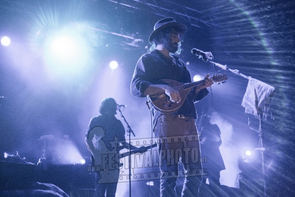 Angus Stone